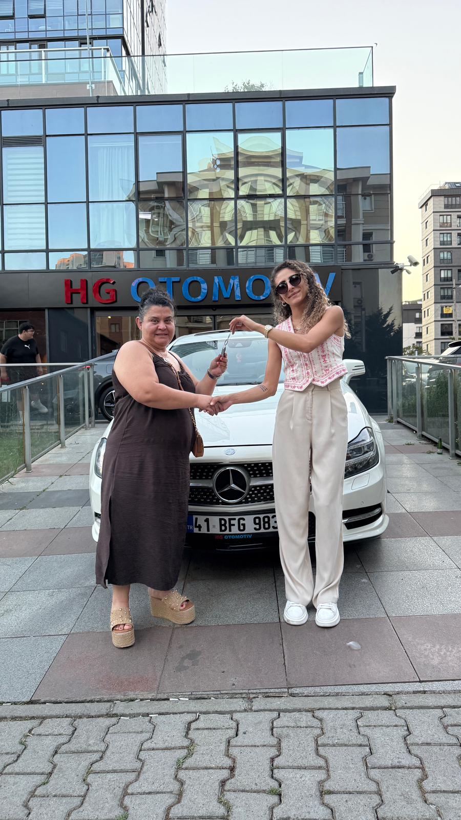 Müşterimize Yeni Aracını Teslim Ettik